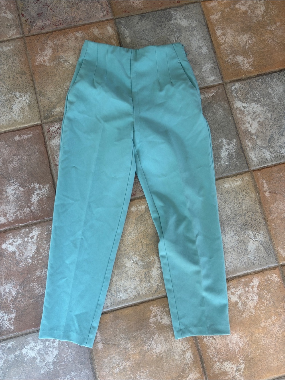 Dynamite High-Waist Tailored Pants in Aqua